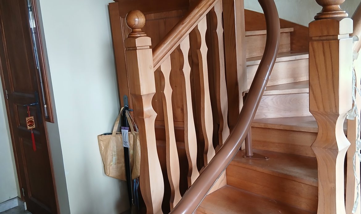 Installation monte-escalier Skorañ à Plouézec